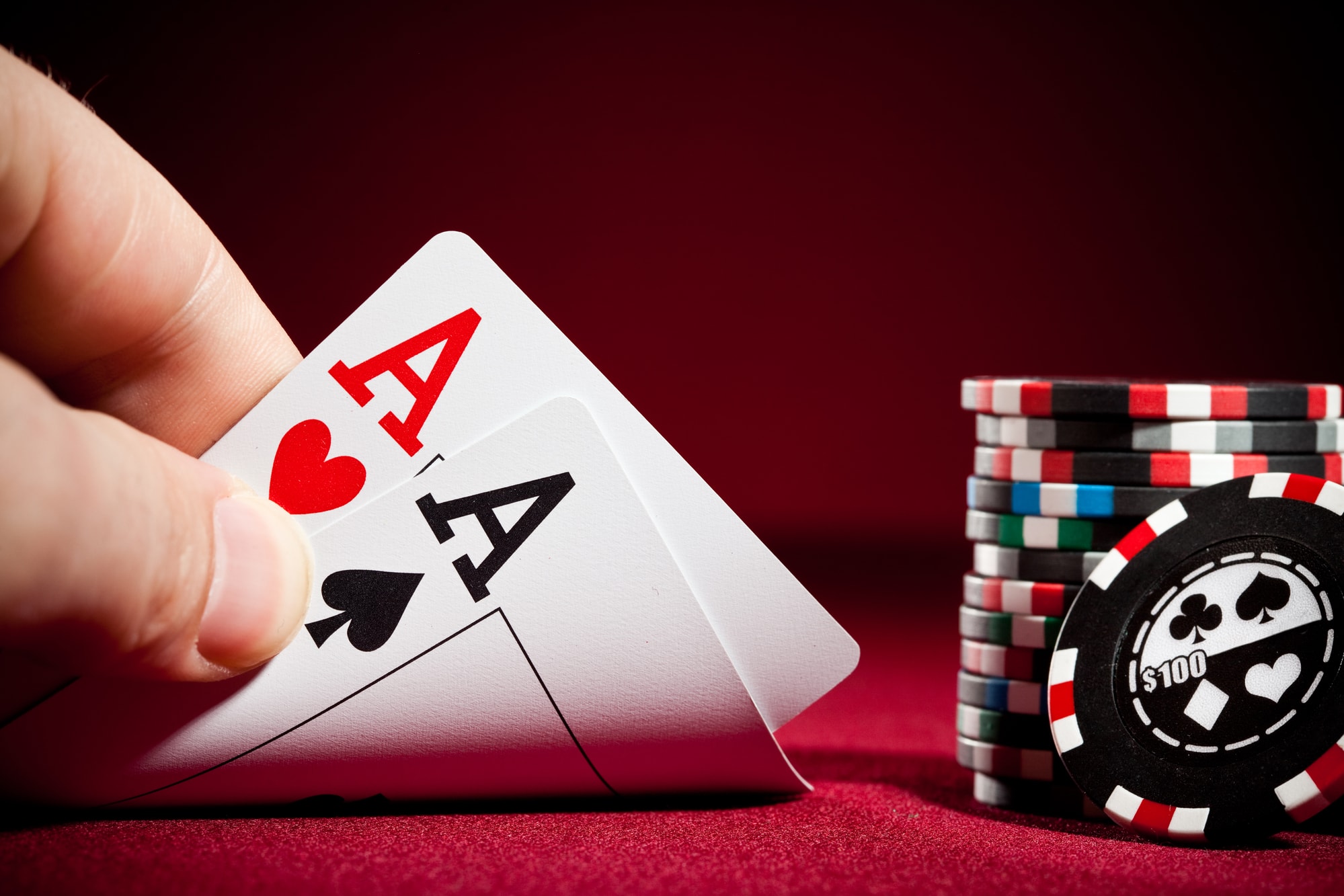 Важливість купівлі якісного обладнання для покеру